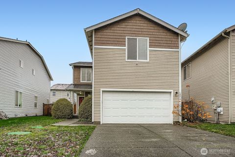 Photo of 10014 Dragt Street SE, Yelm, WA 98597 (MLS # 2470166)