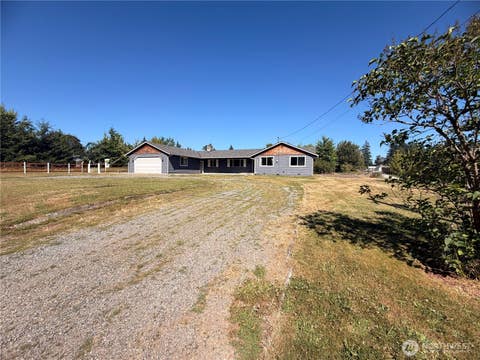 Photo of 8525 234th Avenue E, Buckley, WA 98321 (MLS # 2489934)