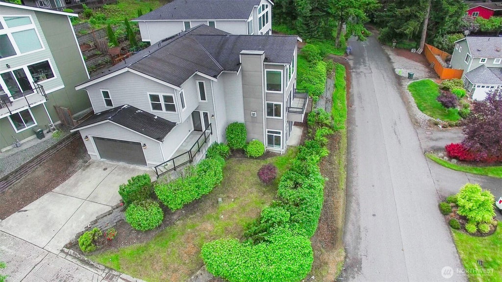 Photo of 4307 166th Lane SE, Bellevue, WA 98006 (MLS # 2501701)