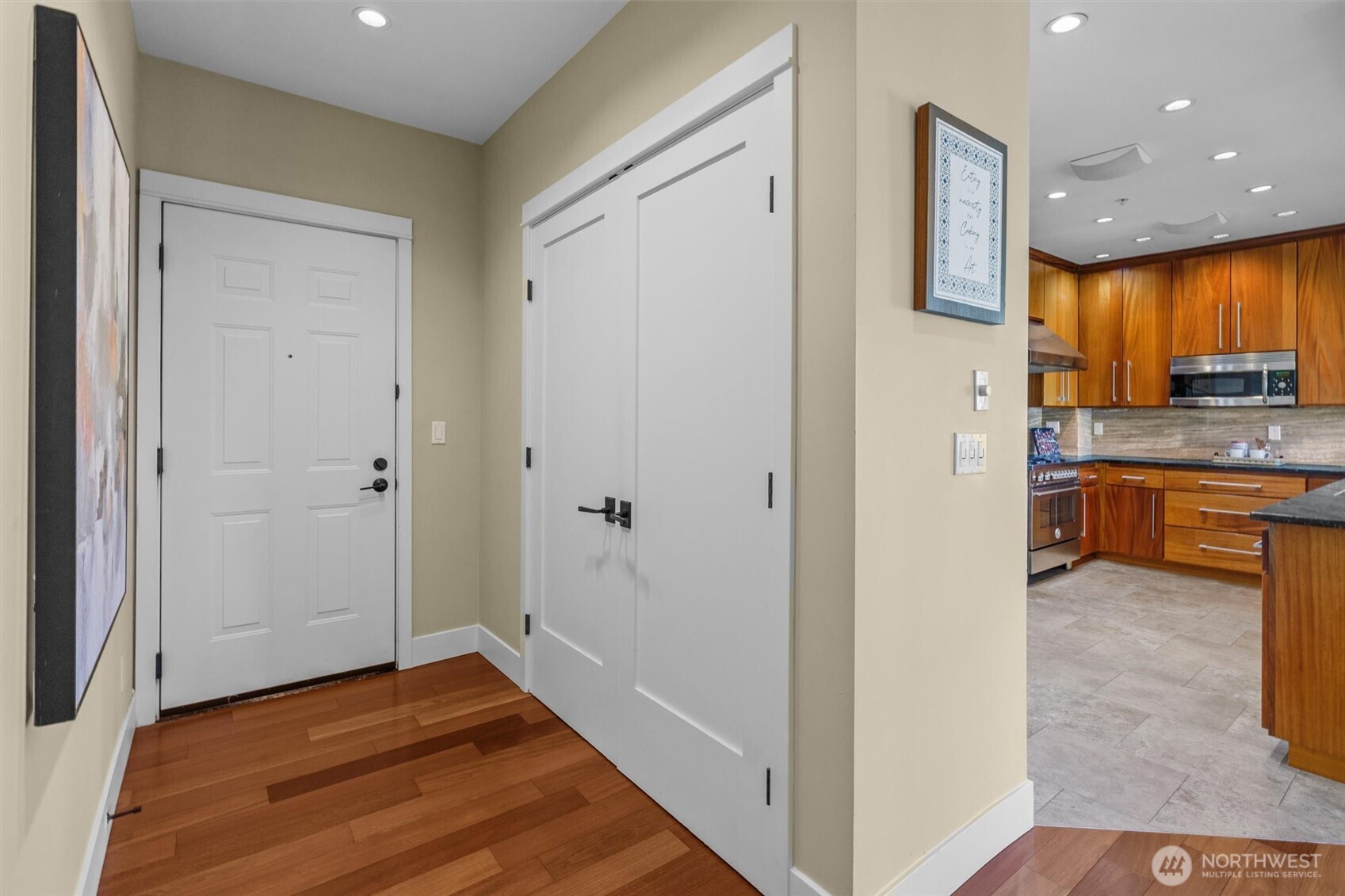 10045 NE 1st Street 422