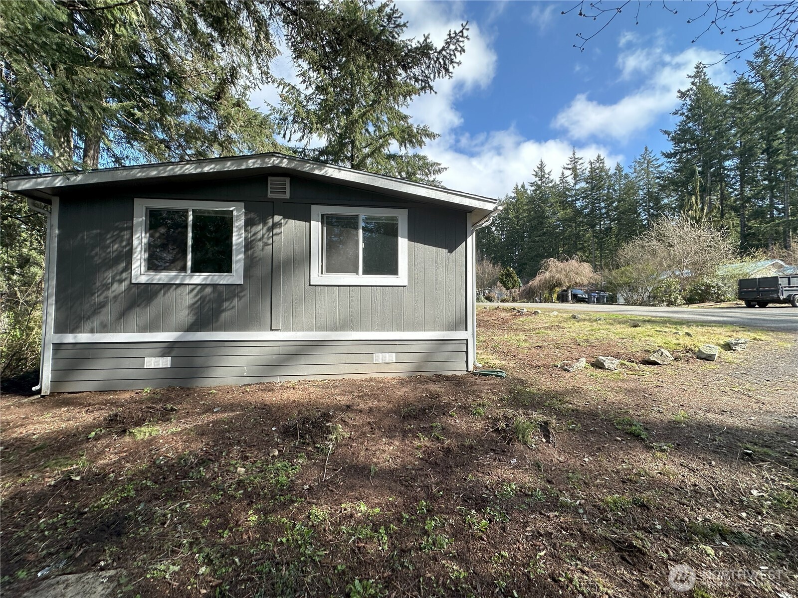 1040 NE Larson Boulevard