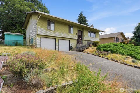 Photo of 1016 NE 126th Street, Vancouver, WA 98685 (MLS # 2547761)