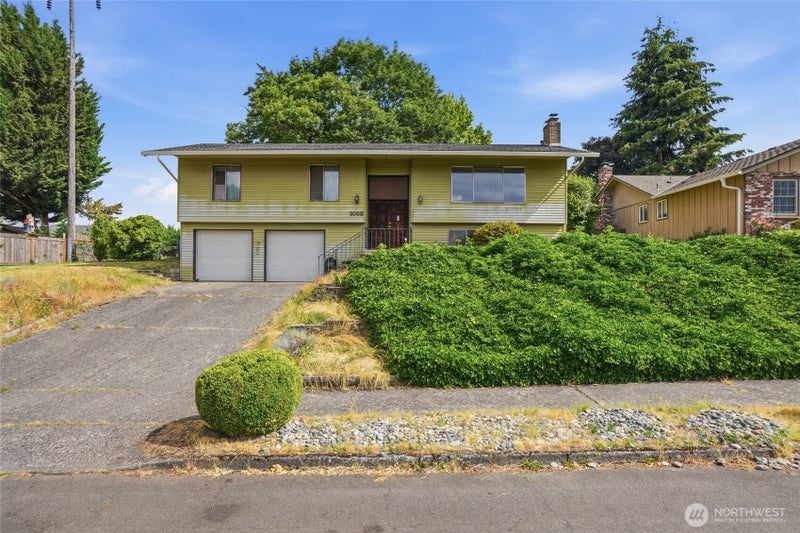 1016 NE 126th Street