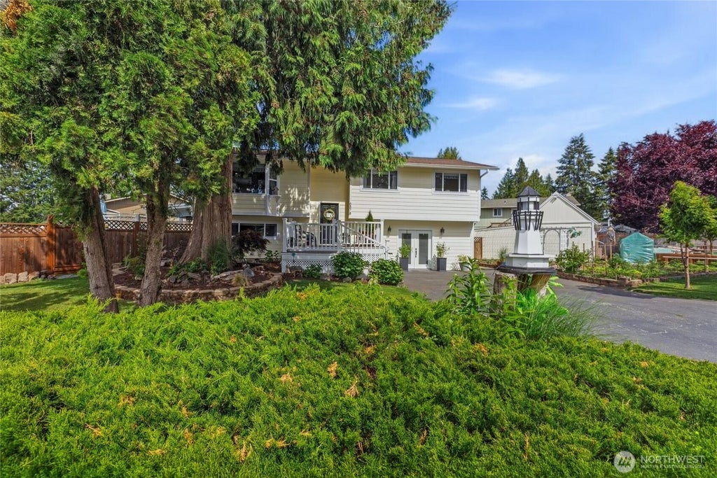 Photo of 6878 Helena Drive NE, Bremerton, WA 98311 (MLS # 2535509)