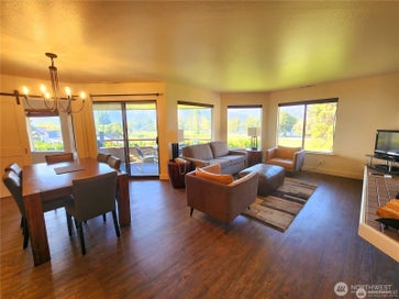 1 Lodge 609-G Manson WA 98831