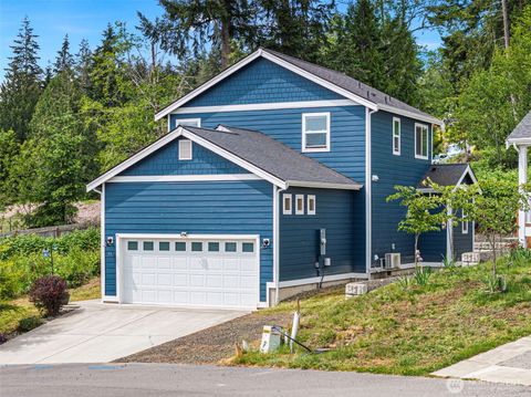Photo of 61 E BRADY Loop, Allyn, WA 98524 (MLS # 2520113)