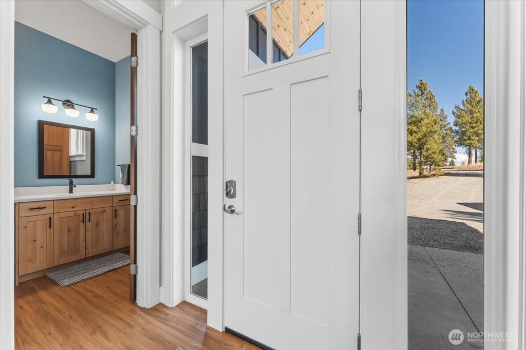 Photo of 1114 Blazing Star Lane, Chelan, WA 98816 (MLS # 2496293)