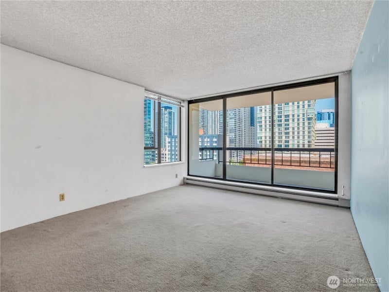 2201 3rd Avenue 1205