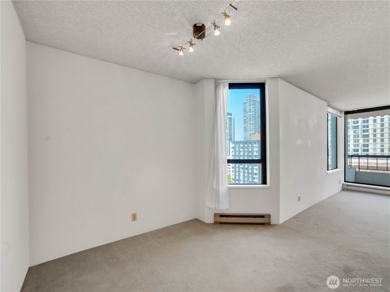 2201 3rd Avenue 1205