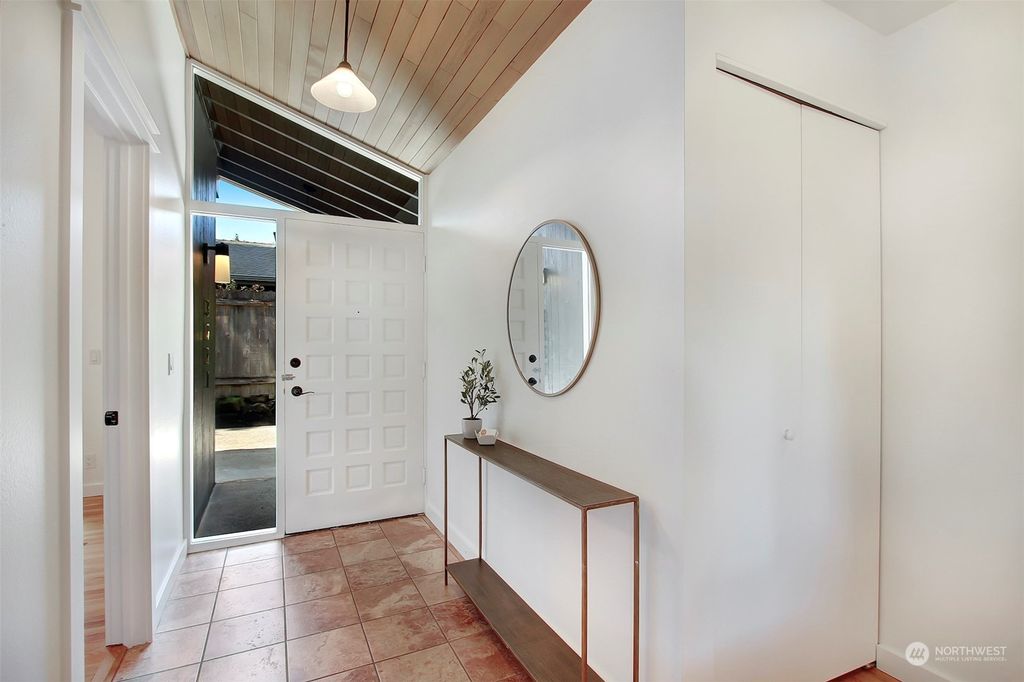 Photo of 3221 NE 91st Street, Seattle, WA 98115 (MLS # 2059781)