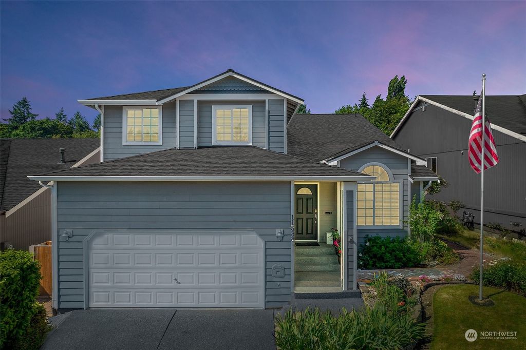 Photo of 11538 SE 319th Place, Auburn, WA 98092 (MLS # 2126973)