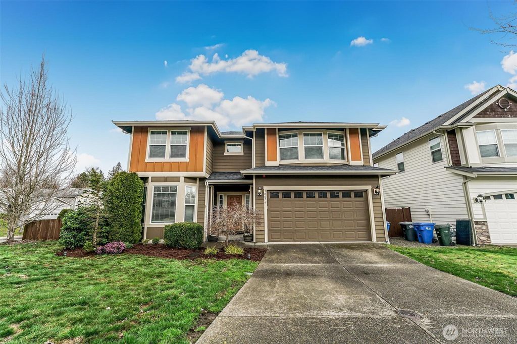 Photo of 10076 185th Avenue E, Bonney Lake, WA 98391 (MLS # 2489565)