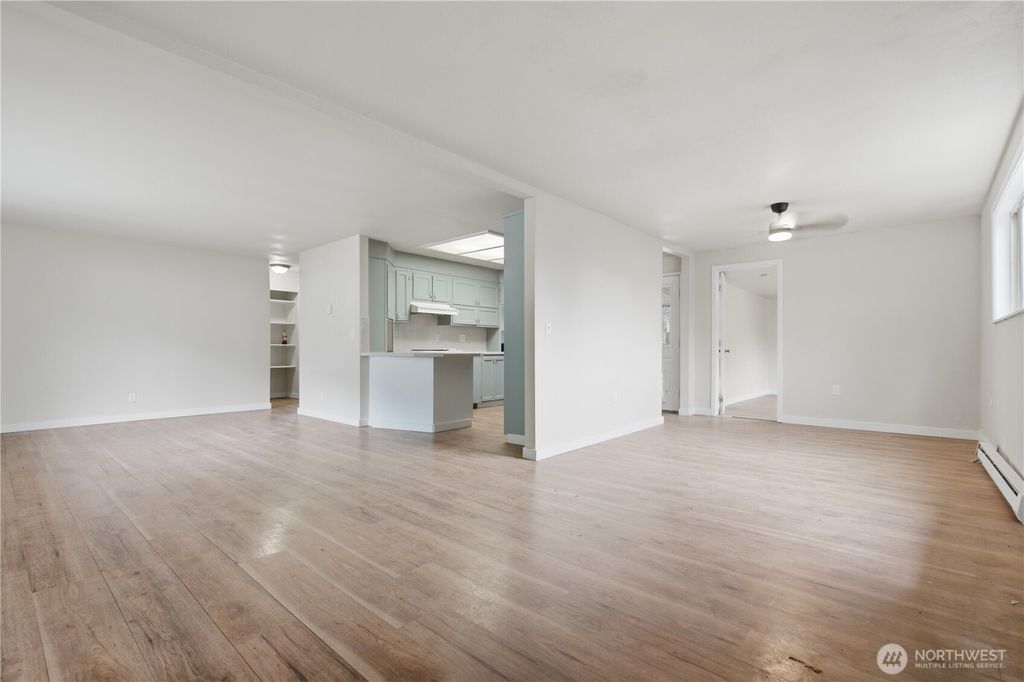 Photo of 1126 Poindexter Avenue W, Bremerton, WA 98312 (MLS # 2543975)