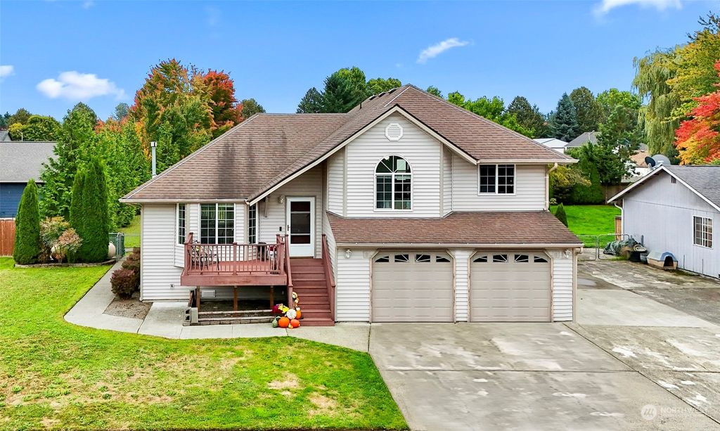 Photo of 14985 173rd Avenue SE, Monroe, WA 98272 (MLS # 2167989)