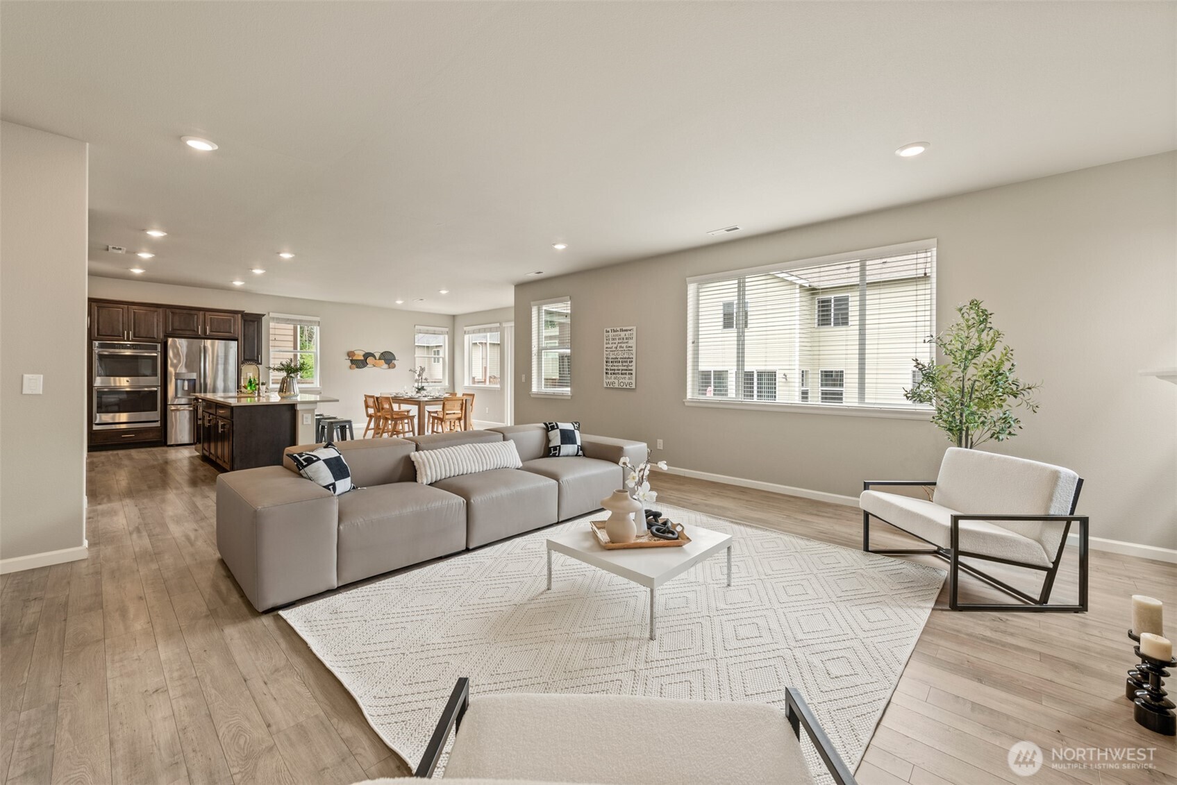 10421 12th Street E