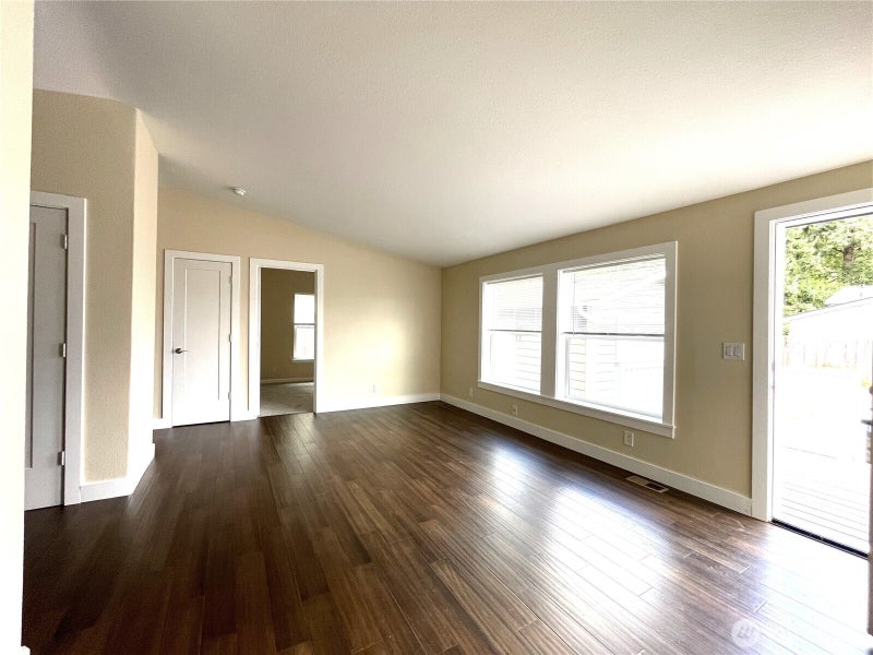 1311 104th Street E
