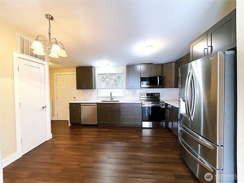 1311 104th Street E