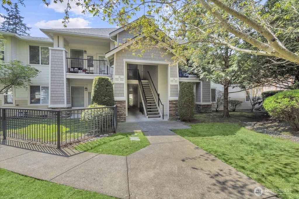 Photo of 15026 40th Avenue W #10-201, Lynnwood, WA 98087 (MLS # 2362450)