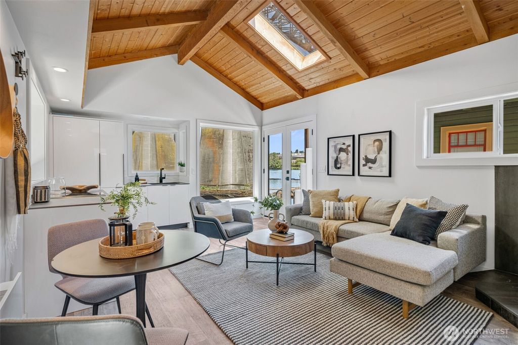 Photo of 2770 Westlake Avenue N #3, Seattle, WA 98109 (MLS # 2531477)