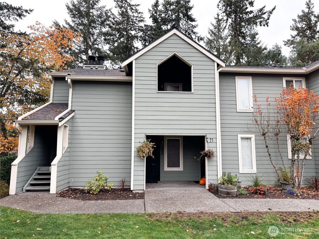 Photo of 451 S 328th Street #26E, Federal Way, WA 98003 (MLS # 2451147)