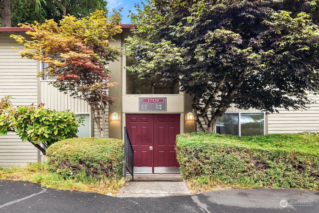 Photo of 17529 151st Avenue SE #7-2, Renton, WA 98058 (MLS # 2268640)