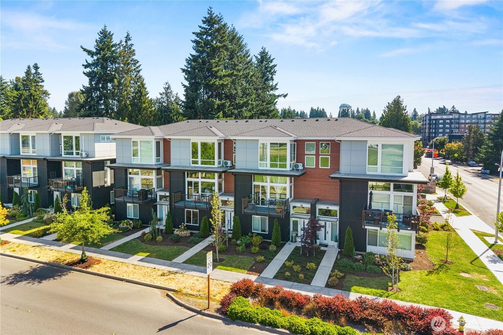 Photo of 1208 Harrington Avenue NE, Renton, WA 98056 (MLS # 2491476)