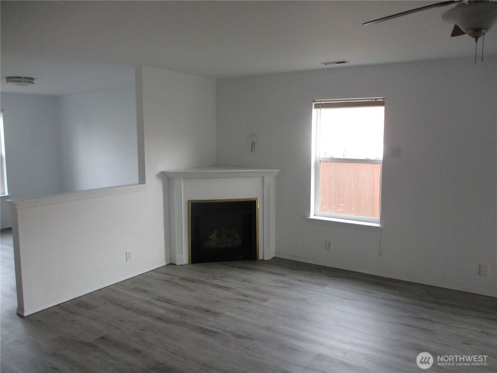 Photo of 206 Mazza Street NE, Orting, WA 98360 (MLS # 2464388)