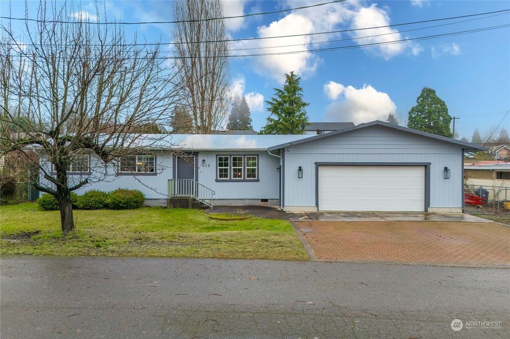 Photo of 408 16th Avenue Ct, Milton, WA 98354 (MLS # 2318619)