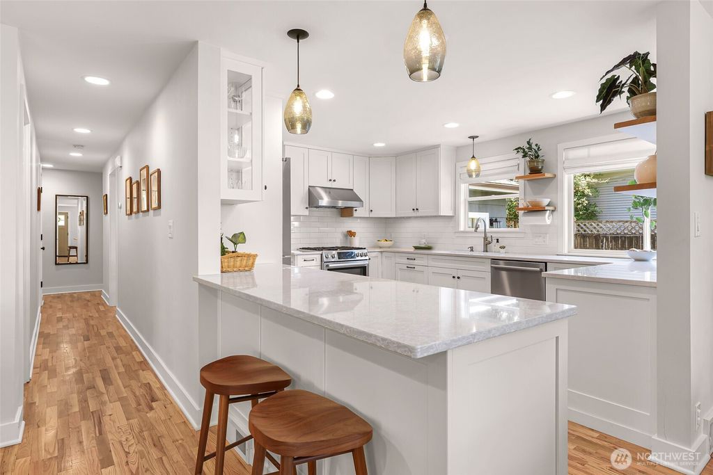 Photo of 13324 23rd Place NE, Seattle, WA 98125 (MLS # 2387526)