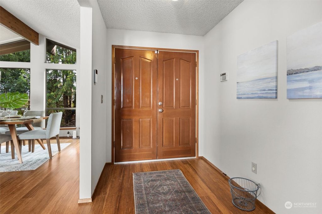 Photo of 14745 28th Avenue NE, Shoreline, WA 98155 (MLS # 2045167)