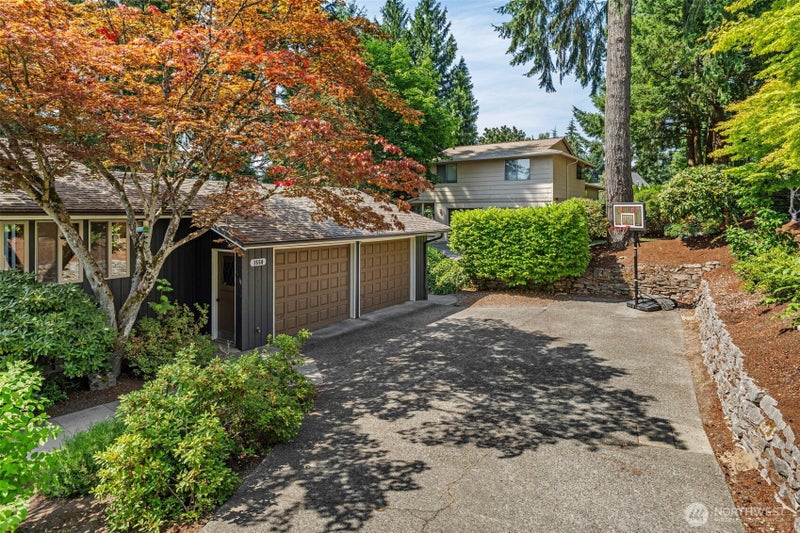 1550 Weathervane Drive