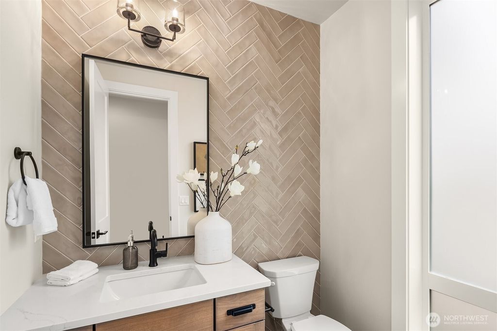 Photo of 7271 152nd Avenue NE, Redmond, WA 98052 (MLS # 2458464)