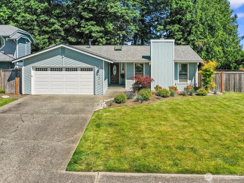 Photo of 22719 49th Place W, Mountlake Terrace, WA 98043 (MLS # 2382987)