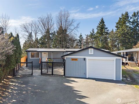 Photo of 19309 127th Avenue NE, Bothell, WA 98011 (MLS # 2477943)