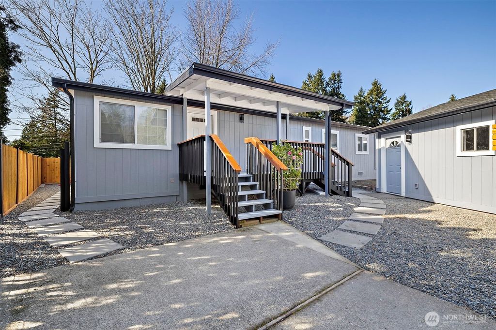 Photo of 19309 127th Avenue NE, Bothell, WA 98011 (MLS # 2477943)