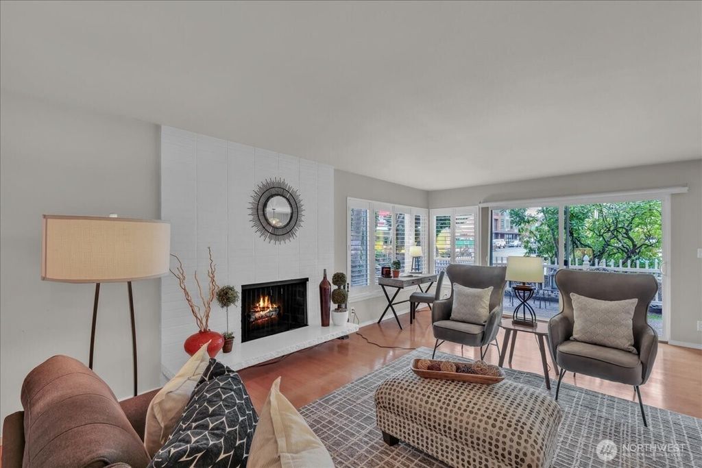 Photo of 5249 40th Avenue NE #101, Seattle, WA 98105 (MLS # 2493433)