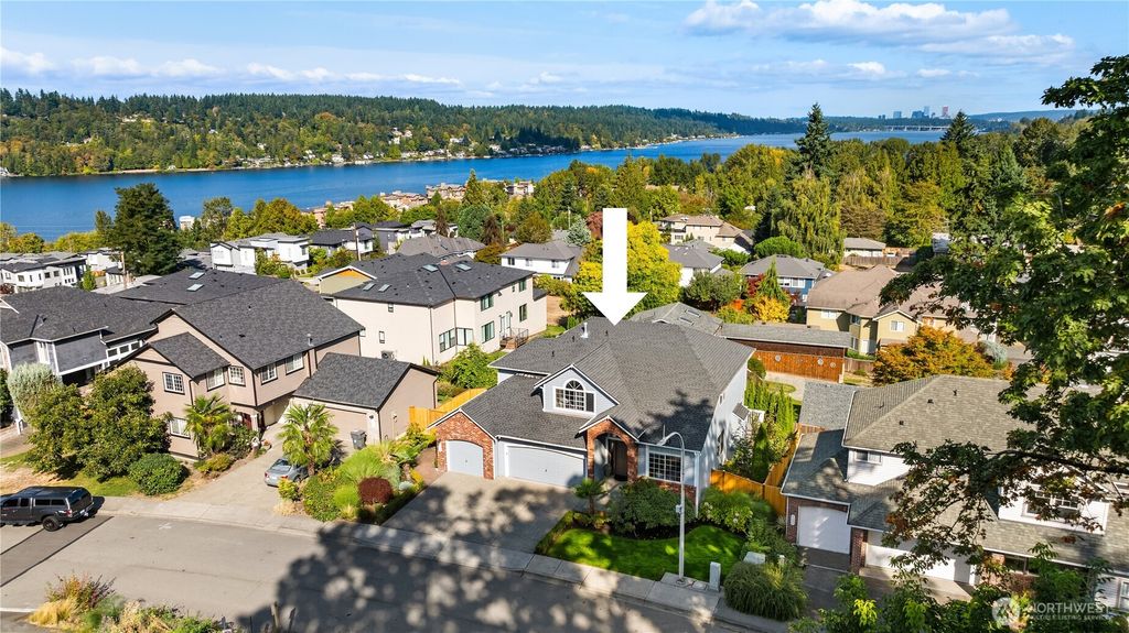 Photo of 1320 N 38th Street, Renton, WA 98056 (MLS # 2440679)