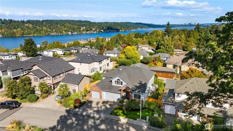 Photo of 1320 N 38th Street, Renton, WA 98056 (MLS # 2440679)