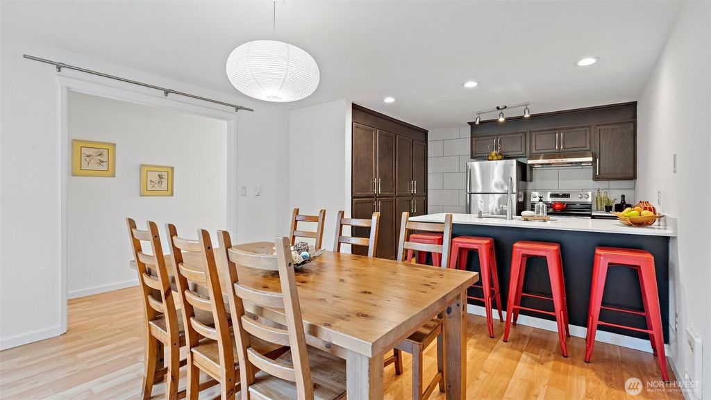 Photo of 152 SW 200th Street, Normandy Park, WA 98166 (MLS # 2486270)