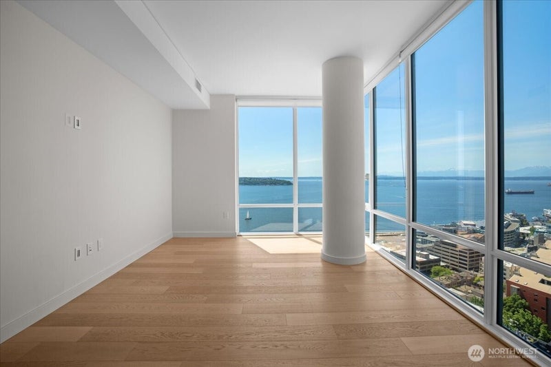 121 stewart Street 2507