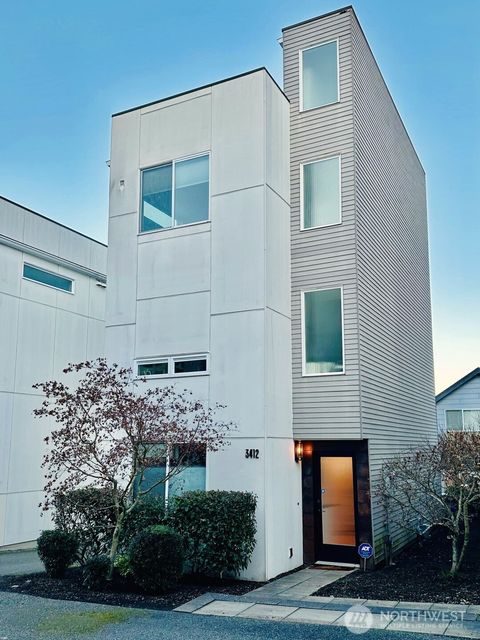 3412 22nd Avenue W Seattle WA 98199
