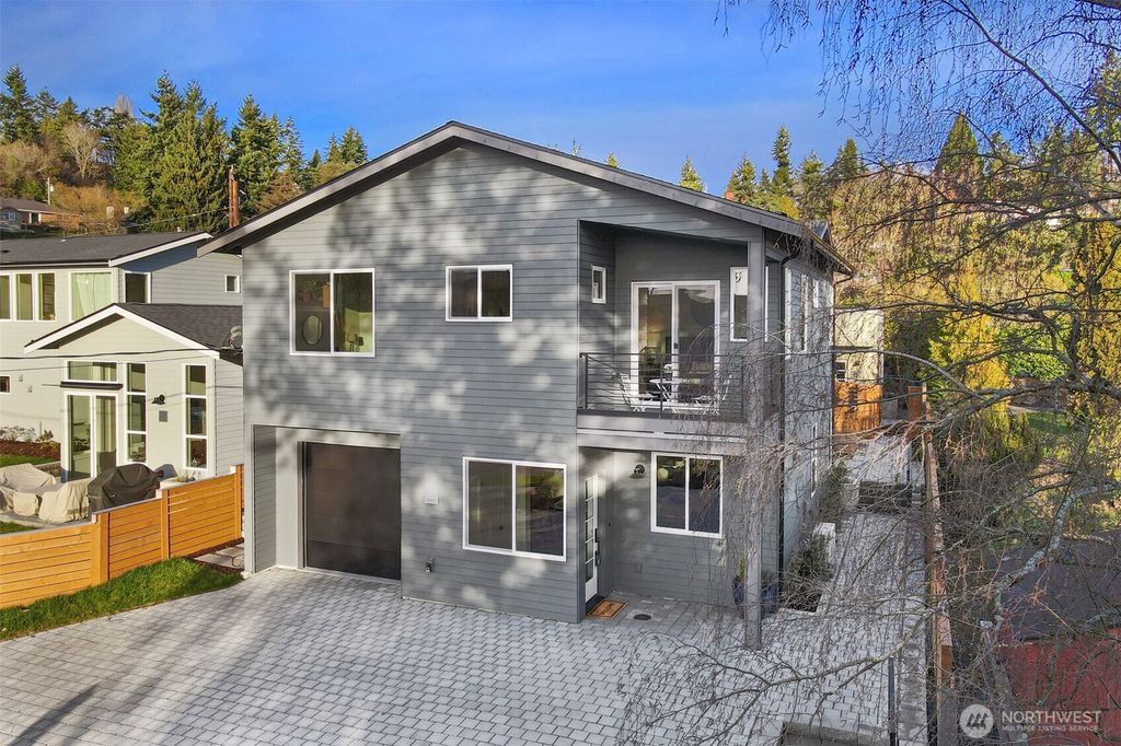 Photo of 8810 41st Avenue SW, Seattle, WA 98136 (MLS # 2497386)