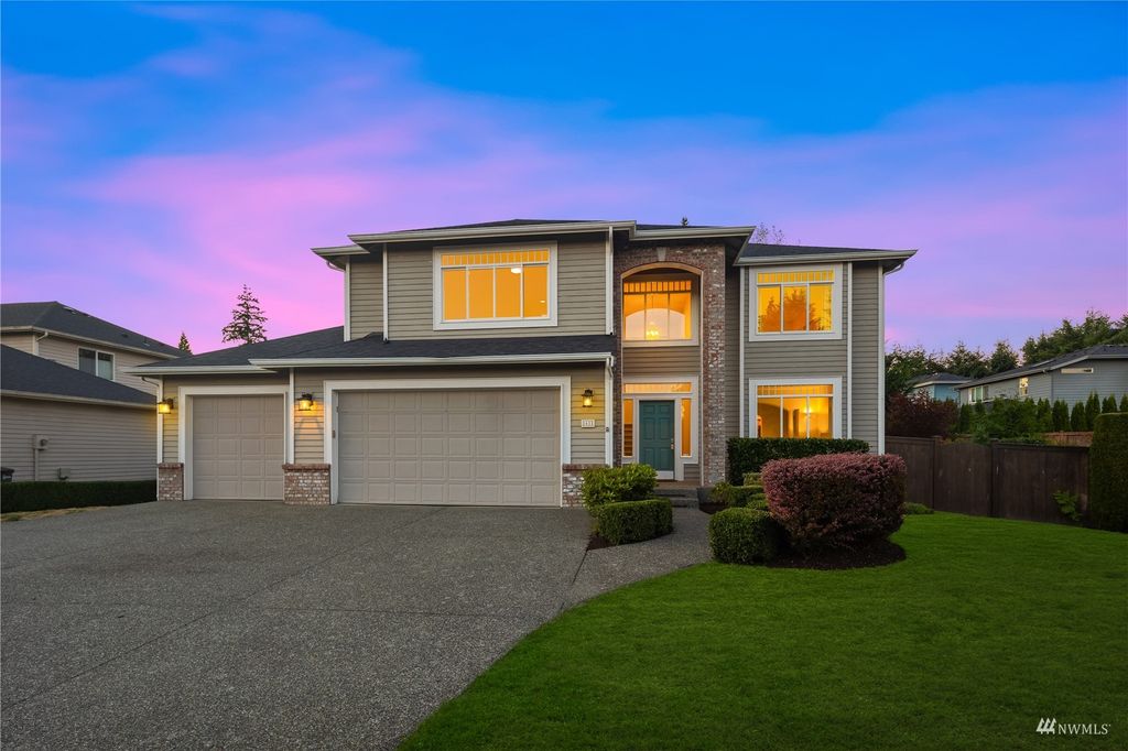Photo of 1611 242nd Street SE, Bothell, WA 98021 (MLS # 1992765)