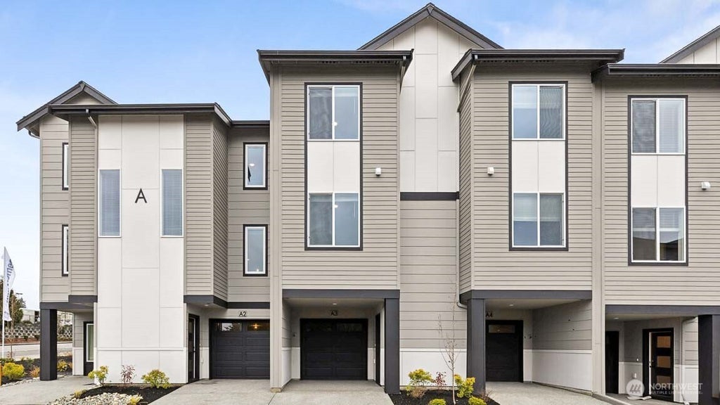 Photo of 16830 20th Avenue W #D8, Lynnwood, WA 98037 (MLS # 2537671)