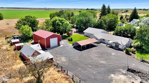Photo of 11801 K Road NE, Moses Lake, WA 98837 (MLS # 2552973)