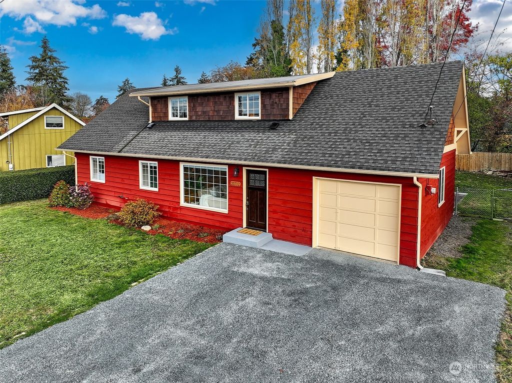 Photo of 25712 19th Avenue S, Des Moines, WA 98198 (MLS # 2298480)