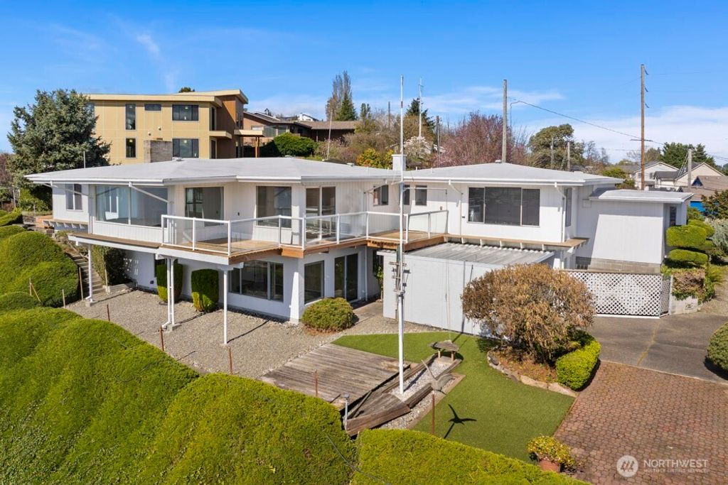 Photo of 1244 Browns Point Boulevard, Tacoma, WA 98422 (MLS # 2519123)