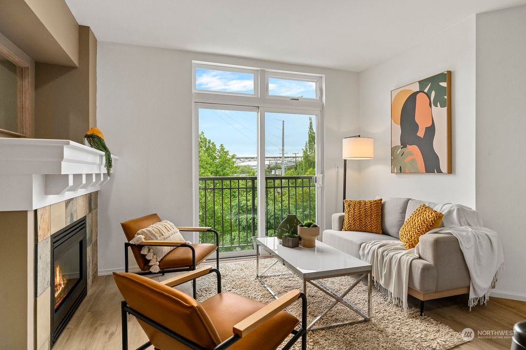 Photo of 18 Dravus Street #407, Seattle, WA 98109 (MLS # 2073411)