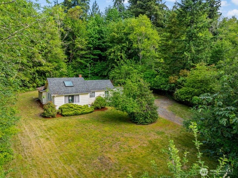 Photo of 4711 Johnson Point Road NE, Olympia, WA 98516 (MLS # 2535360)