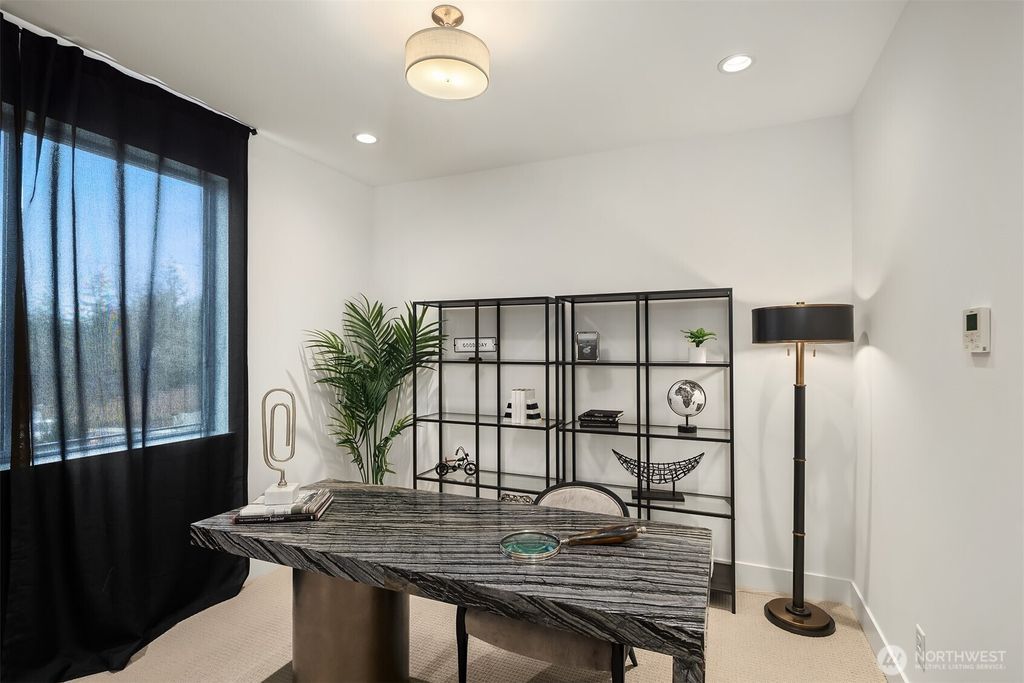 listing image 9367151959518012702
